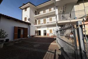 CASA SEMINDIPENDENTE A SAN COLOMBANO BELMONTE