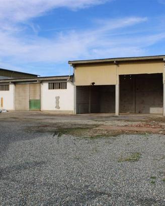 Immobile di 660 m² a Desana