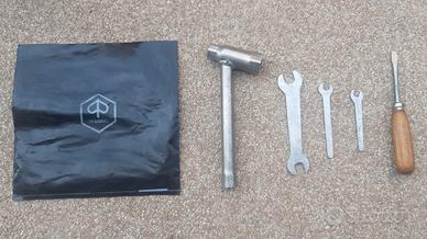 Serie Attrezzi Originali Vespa ET3