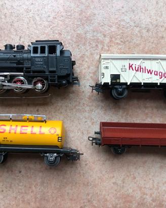 trenini MARKLIN vintage loco CM 800 + carri merci