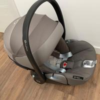 Ovetto + passeggino Cybex