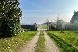 CASA SEMINDIPENDENTE A SOVIZZO
