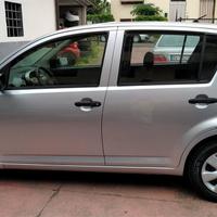 Daihatsu Sirion 1.0 12V CB DA NEOPATENTATI