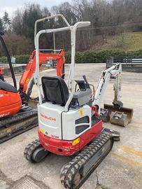 Miniescavatore TAKEUCHI TB210R