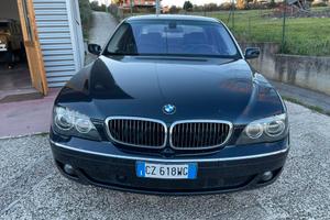 BMW 760 v12 450CV 