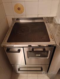 Cucina economica a legna 