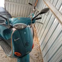 VESPA ET4 125