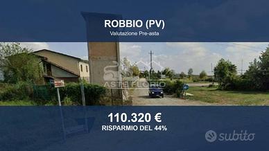 Immobile in asta di 745 m² a Robbio