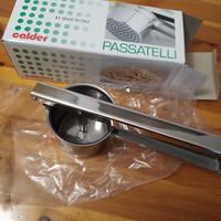 Passatelli o schiaccia patate 