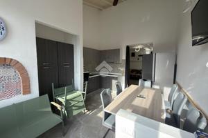 3 LOCALI A COMACCHIO