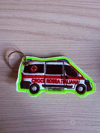 Portachiavi ricamato ambulanza Croce Rossa