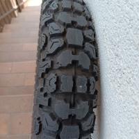 Gomma posteriore per moto