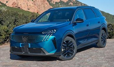 Peugeot 5008 Hybrid 136 come nuova (11.351 km)