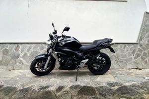 Yamaha FZ6
