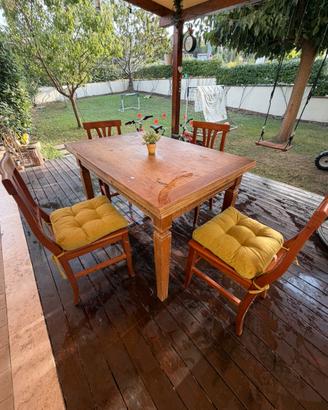 Tavolo legno mondoconvenienza con sedie