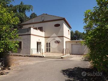 VILLA SINGOLA A BISCEGLIE