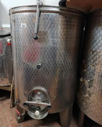 Cisterna per vino 