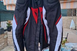 Dainese giubbotto avrò taglia 48 