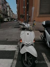 SCOOTER LIKE 200I