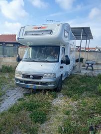 Mizar 280 matrimoniale in coda 