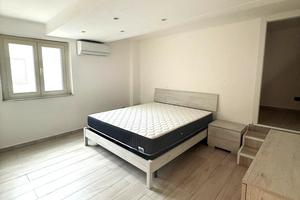 Quadrilocale su due livelli via Ughetti