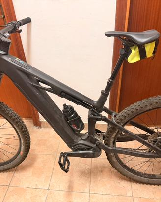 E-bike cube stereo 144