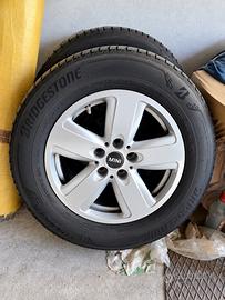 Pneumatici Mini con cerchi