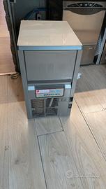 Fabbricatore di ghiaccio a cubetti pieni Migel KL
