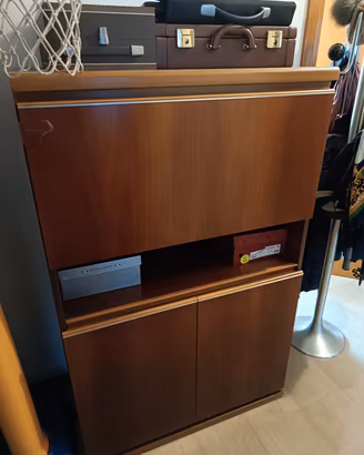 mobili in legno gratis 