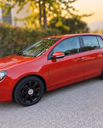 VW Golf 1.6 TDI BlueMotion 105CV–5 p Neopatentati