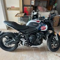 Triumph trident 660 tt