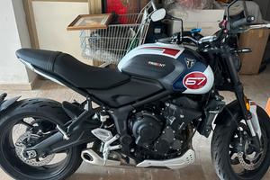 Triumph trident 660 tt