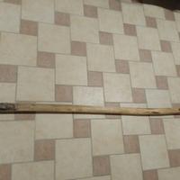 paletti agricoli di legno.