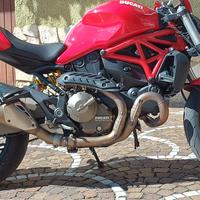 Monster 821 Stripe 2016 pari al nuovo