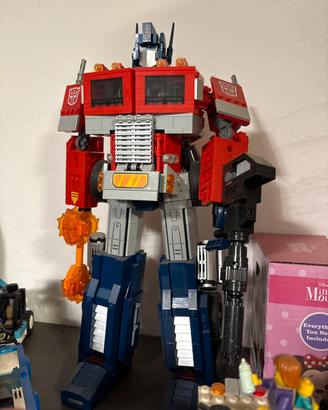 Lego Optimus Prime