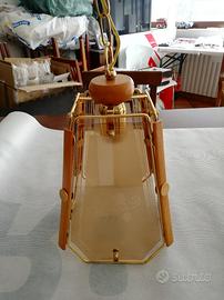 Lampadario in ottone e legno