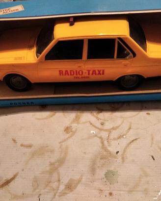 POCHER- FIAT 131 TAXI- LUNGHEZZA 31 CM- PLASTICA-
