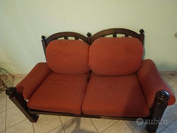 Divano 2 posti e poltrona