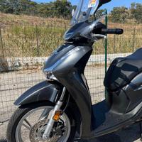 SH 150 grigio unico proprietario