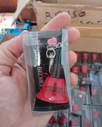 250 Portachiavi campana con frase provocante