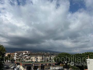 Casa singola con terrazza a Giarre