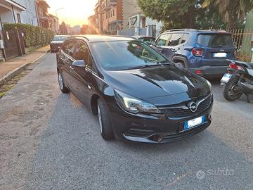 Opel Astra K Sport Tourer 1.2 Benzina 130CV