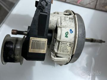Motore asciugatrice wirphool HSCX70421 askoll