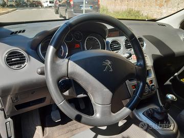 PEUGEOT 308 1ª serie - 2011