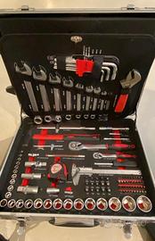 Lotto attrezzi Makita, Metabo, Bosch e Fervi