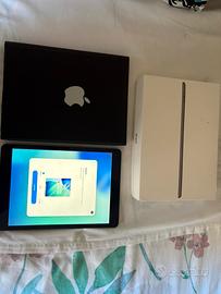 Ipad 8 generazione pari a nuovo con garanzia apple