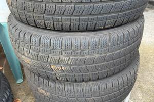 4 pneumatici invernali termiche 215/55/15