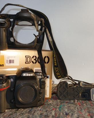 NIKON D300 6133 scatti con scatola e armor