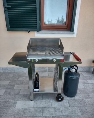 Barbecue a gas in acciaio