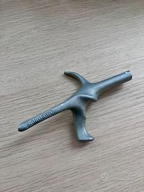 Impugnatatura mancina per fioretto/spada